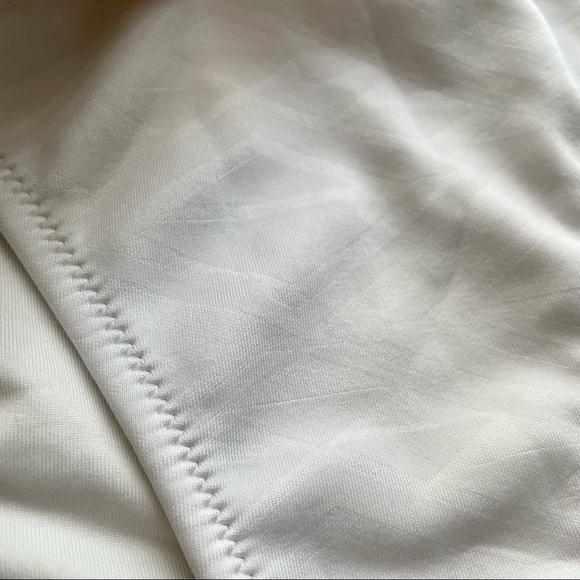 Victoria’s Secret White Bikini Bottom with Orange Straps and Palm tree pandents - Picture 3 of 7